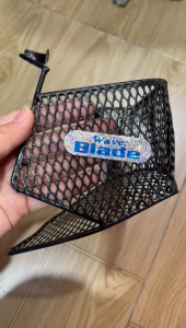 Rổ treo hông xe Wave Blade ốc nằm ở trên