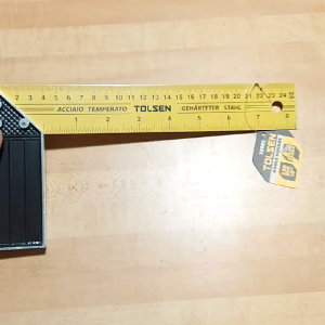 Thước ke thước góc vuông Tolsen 25cm