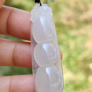 Rare Pure White Icy Translucent Natural Type A Jadeite Jade crafted with French Beans as Pendant Necklace certificate weigh 8.4 grams measurement 47.5 * 14.6 * 8.6 mm (pendant220)