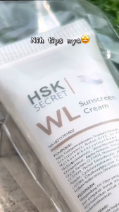 HSK Secret WL Sunscreen - Daily Tinted Brightening Suncreen Perlindungan Maksimal dari Sinar UV