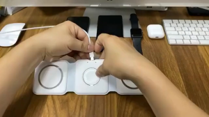 3 in 1 Wireless Charging Station for Apple MagSafe Charger Foldable Magnetic Travel Charger for iPhone Apple Watch AirPods Pro