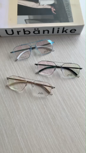 Polin V-259 กรอบแว่นเนื้อไทเทเนียม เบาทน ไร้สกรู ทรงสวยหรู