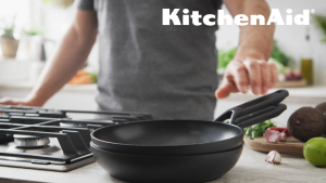 KitchenAid Classic Forged Aluminum Covered Wok 28cm