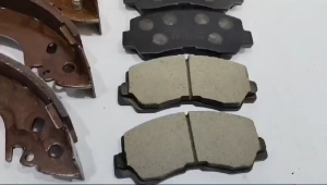 Suku Cadang Rem L300: Set Brake Pad Depan Belakang dan Kampas Rem Berkualitas Tinggi