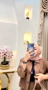 Amelia Set Rok Dan Atasan Tanpa Baju Dalaman Bahan Cringkel Airflow Premium Setelan Wanita