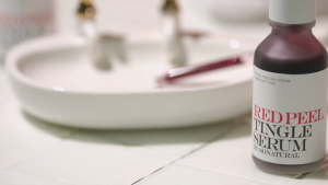 TINH CHẤT TẨY TẾ BÀO CHẾT HOÁ HỌC SO NATURAL RED PEEL TINGE SERUM 35ML