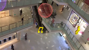 กล้องวงจรปิด wifi 5g 5mp ai กล้องเฝ้าระวังการตรวจสอบหน้าจอคู่จอภาพไร้สายภายในบ้านกลางแจ้งสามเครื่องโดม wifi ความละเอียดสูงในตอนกลางคืน