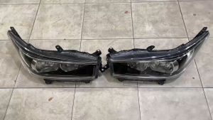 LAMPU DEPAN HEAD LAMP HEADLAMP LAMPU BESAR UTAMA TOYOTA INNOVA INOVA REBORN 2016-2024
