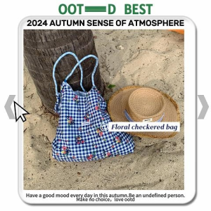 LKShoes ส่งไวจากไทย กระเป๋าผ้าแฟชั่น มี 4 ลายให้เลือกเลยน้า สวยทุกลาย ขนาดกำลังดี พกพาสะดวก มีหูหิ้วสองสาย แมทช์ได้ทุกลุค น่ารักมากต้องตำ