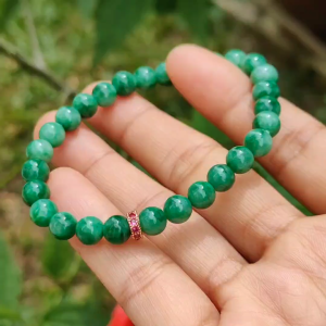 Premium Quality Spicy-Green Bracelet Natural Type A Jadeite 28 Green Beads Bracelet measurement size 6.5mm with QIC labs approved certificate included weigh 12.75 grams a stunning bracelet for your daily wear for work or gathering (bracelet5)