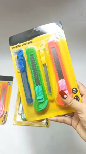 *1Tap 4pcs Small & Large Retractable Plastic Cutter for Cutting Paper