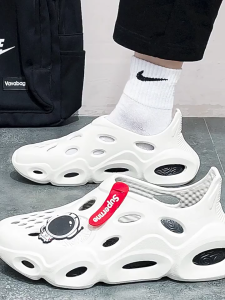 Crosss High Quality Breathable Men's Slippers Outdoor Anti-slip Summer Perforated Sandals Women's Beach Sandals