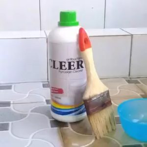 Pembersih Kerak Toilet Ampuh: Pembersih Keramik CLEER 500ML