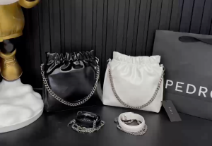 Túi Tote Da P e DR 0 Đeo Chéo Đeo Vai Size 20cm (Auth Tuồn)