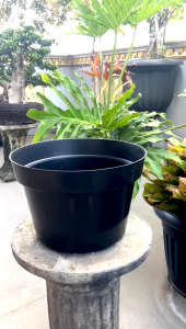 Pot Bunga Tanaman Plastik Hitam 35 Polos - POLOS 35 HITAM