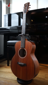 STOCKแน่นพร้อมส่ง กีตาร์โปร่งไฟฟ้า SAGA GM mini SOLID KOA TRAVEL Guitar ขนาด 36 นิ้ว พร้อมซอฟเคสอย่างดี และของแถม (ประกัน1ปี)