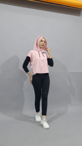 Zeea Outer Hijab Hoodie Sport Olahraga Wanita Hayfa P Helal