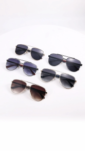 Classic Aviator Style Metal Frame Sunglasses For Men Women UV400 Protection Sunglasses Car Driving Glasses Vintage Sunglasses
