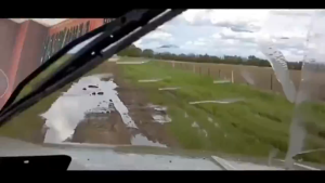 Gạt mưa Hyundai Starex đời từ 2010 đến 2017. Gạt mưa cao cấp VTS-A5 gọng sắt VTS-A7 5 khúc. 1 đôi gạt mưa tặng 5 viên sủi rửa kính ô tô