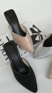 Queenza Darina Heels Pesta Wanita Mules Tinggi 5 Cm Bahan Gliter Burkat Sandal Pesta Selop Pengantin