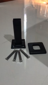 Spigot Kaca 18 cm & Tiang Railing Hitam: Desain Solid & Tahan Lama