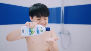 Sabun Mandi Cair Biodef Natural Protection Body Wash Mint & Green Tea 275 ml