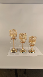 Tempat Lilinnya 3 Height Candle Holder Golden Crystal Tea Light  Sparklers Wedding Candelabra Wedding Table Kokoh n Cantik Elegan Gagang Gold Lilin  Wadah Retro Bedroom Bunga