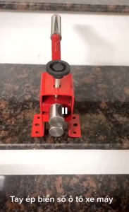 Máy ép biển số  bảng số inox ô tô cao cấp