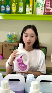 Nước Giặt Xả Quần Áo Siêu Thơm Lâu SPCa 1.8Kg Hương Nước Hoa Cao Cấp Giúp Mềm Vải Và Giữ Mùi Hương Lâu