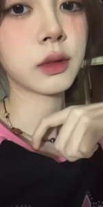 Tabung Perak Kecil Glasir Bibir Beludru Matte Putih Dari Dixi