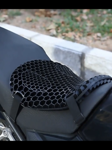 đệm lót yên xe máy tấm đệm lót yên xe máy đệm gel tổ ong 3d lót yên xe máy chống trượt thoáng khí thoải mái