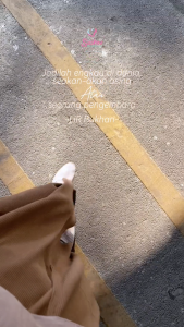 Sashee Kaos Kaki Jempol Motif Stripes Series Muslimah