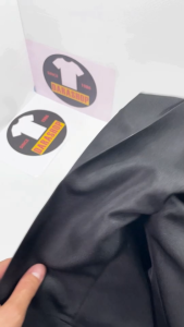 กางเกงนักเรียน สีดำ ผ้ามัน ผ้ามันเงา ทนทาน ไม่ซีดง่าย ใส่สบาย ยับยาก พร้อมส่ง