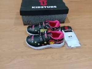 Sepatu Sekolah Anak Perempuan Cewek Karakter Kuda poniy Lucu Keren Cantik Warna Hitam Ping Tali Perekat Rekat Velcro Kecil Tanggung Umur Usia PAUD TK SD SMP SMA Kelas 1 2 3 4 5 6 7 8 9 0 Tahun-KIDZTUBS20307923