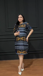 Pakaian Batik Keluarga untuk Natal: Desain Tradisional & Songket Biru Murah