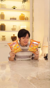 Camilan Snack Keripik / Kerupuk Guribee Ekstrudat 4 Lapis BBQ Balado Rumput Laut Keju Krispi 65 Gram
