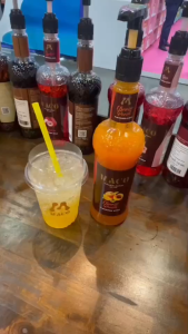 [ฟรีหัวปั๊ม + โปร 5แถม1 ขวด ] Maco ไซรัป น้ำเชื่อม ทุกรสชาติ ขนาด 750 ml จำนวน 5 ขวด แถม 1 ขวด