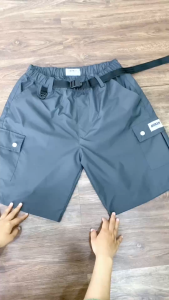 HUMANSDIE - Celana Pendek Cargo Parasut Dark Grey/Abu Tua\\n\\n Apa Itu Celana Pendek Cargo Parasut?\\n\\nCelana pendek cargo parasut adalah pilihan yang sempurna untuk pria yang mencari kenyamanan dan gaya sekaligus. Terbuat dari bahan parasut berkualitas tinggi, celana pendek ini memiliki saku cargo yang memberikan ruang penyimpanan tambahan untuk barang-barang kecil Anda. Selain itu, warna dark grey atau abu tua menambah kesan elegan dan modern pada penampilan Anda.\\n\\n Kelebihan Celana Pendek Cargo Parasut\\n\\nCelana pendek cargo parasut memiliki beberapa kelebihan yang membuatnya menjadi pilihan yang tepat untuk berbagai aktivitas sehari-hari:\\n\\n- **Kenyamanan**: Dibuat dari bahan parasut yang ringan dan lembut, celana pendek ini sangat nyaman dipakai dalam berbagai situasi.\\n- **Durabilitas**: Bahan parasut tahan lama dan kuat, sehingga celana pendek ini dapat bertahan lama meskipun sering digunakan.\\n- **Gaya**: Warna dark grey atau abu tua memberikan kesan elegan dan modern pada penampilan Anda.\\n\\n Perbedaan Celana Pendek Cargo Parasut dengan Celana Pendek Lainnya\\n\\nCelana pendek cargo parasut memiliki beberapa perbedaan dibandingkan dengan celana pendek lainnya:\\n\\n- **Bahan**: Celana pendek cargo parasut terbuat dari bahan parasut berkualitas tinggi, yang lebih ringan dan lembut dibandingkan dengan bahan lainnya.\\n- **Saku Cargo**: Celana pendek ini memiliki saku cargo yang memberikan ruang penyimpanan tambahan untuk barang-barang kecil Anda.\\n\\n Keuntungan Memiliki Celana Pendek Cargo Parasut Dark Grey/Abu Tua\\n\\nMemiliki celana pendek cargo parasut dark grey atau abu tua memiliki beberapa keuntungan:\\n\\n- **Kenyamanan dan Durabilitas**: Celana pendek ini sangat nyaman dipakai dalam berbagai situasi dan tahan lama meskipun sering digunakan.\\n- **Keberagaman Model dan Warna**: Celana pendek cargo parasut tersedia dalam berbagai model dan warna, sehingga Anda dapat menemukan pilihan yang sesuai dengan gaya dan selera Anda.\\n\\n Cara Memilih Celana Pendek Cargo Parasut yang Tepat\\n\\nBerikut ini adalah beberapa tips untuk memilih celana pendek cargo parasut yang tepat:\\n\\n Ukuran dan Fit Celana Pendek Cargo Parasut\\n\\nPastikan untuk memilih ukuran dan fit celana pendek yang sesuai dengan tubuh Anda. Celana pendek yang terlalu longgar atau terlalu ketat dapat mengganggu kenyamanan Anda.\\n\\n Bahan dan Kualitas Celana Pendek Cargo Parasut\\n\\nPeriksa bahan dan kualitas celana pendek sebelum membeli. Pastikan bahwa celana pendek tersebut terbuat dari bahan parasut berkualitas tinggi dan tahan lama.\\n\\n Cara Merawat Celana Pendek Cargo Parasut untuk Memperpanjang Umur Pakai\\n\\nBerikut ini adalah beberapa tips untuk merawat celana pendek cargo parasut Anda:\\n\\n Tips Mencuci Celana Pendek Cargo Parasut\\n\\nUntuk mencuci celana pendek cargo parasut, gunakan deterjen yang sesuai dan cuci dengan air dingin. Jangan gunakan pemutih atau pewarna pakaian.\\n\\n Tips Menyimpan Celana Pendek Cargo Parasut\\n\\nSimpan celana pendek cargo parasut Anda di tempat yang kering dan teduh. Hindari menyimpan celana pendek di tempat yang lembab atau panas, karena hal ini dapat merusak bahan dan warna celana pendek.\\n\\n Kesimpulan\\n\\nCelana pendek cargo parasut dark grey atau abu tua adalah pilihan yang tepat untuk pria yang mencari kenyamanan dan gaya sekaligus. Dengan berbagai kelebihan dan keuntungan yang ditawarkan, celana pendek ini menjadi pilihan yang tepat untuk berbagai aktivitas sehari-hari. Pastikan untuk memilih ukuran dan fit yang tepat, serta merawat celana pendek dengan baik untuk memperpanjang umur pakai.\n}