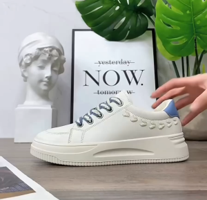 Sepatu Sneakers Wanita Tali Sepatu Wanita Dewasa Sepatu Sekolah Sepatu Putih Wanita Sepatu Keren Sepatu Ootd Wanita Sepatu Wanita Korean Style sepatu wanita kekinian sepatu wanita sepatu olahraga wanita sepatu anak perempuan sepatu wanita viral