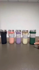 Tumbler Stainless Steel Insulated Vacuum with Handle 710ML Office Water Bottle 不锈钢保温杯