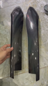 Cặp nẹp sườn hay Ốp hông màu Cacbon Vision 2021 2022 2023 2024