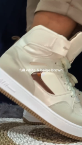 SK Sepatu Olahraga Wanita Sneakers Elegan Kekinian