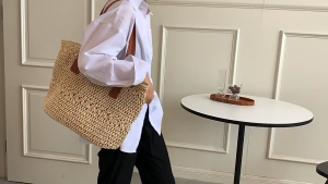 กระเป๋าสาน Bondi (A475) กระเป๋าสะพายข้างสำหรับผู้หญิง