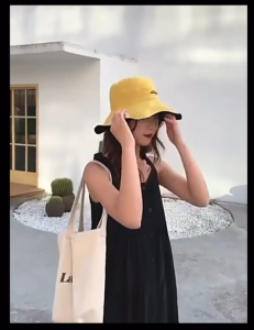 Topi Pelindung Wanita Anti UV / Topi Pantai Bunga Daisy Bisa Digunakan Dua Warna Depan Belakang / Topi Visor Bucket Murah