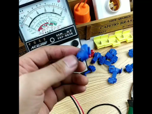 100pcs/Bag Wire Terminals Crimp Break Free Splitter Clip Quick Splice Lock