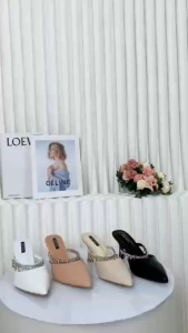 รองเท้าส้นสูง หนัง PU สูง 3 นิ้ว ทรงเปิดส้นเท้า หัวแหลม สายคาดประดับตุ้งติ้งเพชร รุ่น 3-3045