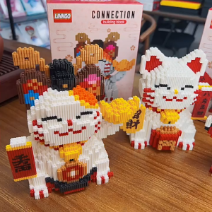 DIY Fortune Cat Lucky Cat Building Blocks Nano block Cartoon Toys Lucky Cat Building Blocks Birthday Gift Toy Linkgo Maneki-neko Lucky Cat Adult Educational Children Toy Model Ornament