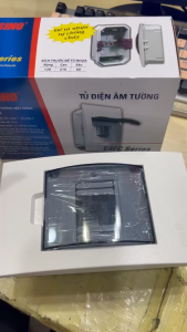 Tủ Điện Âm Tường chứa 2-4 Đường Sino