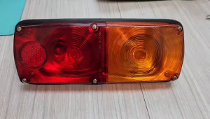 J101S02  TAIL LAMP TOYOTA FORKLIFT 3FD60 56510-33350-71