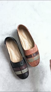 IVORY Sepatu Flat Moccasin Wanita Impor Sole Lentur J8970